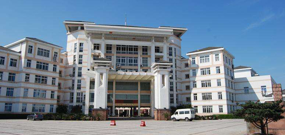 余姚市尝试黉舍余姚市第七中学