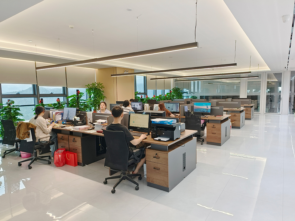 屏障器出产车间